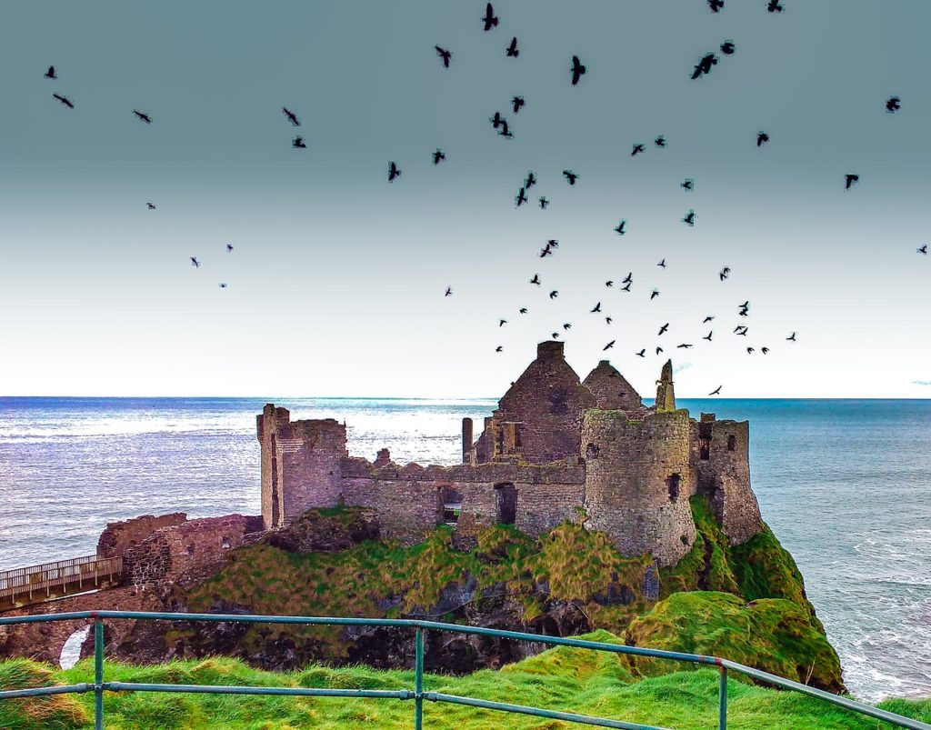 Dunluce_Castle,_Northern_Ireland