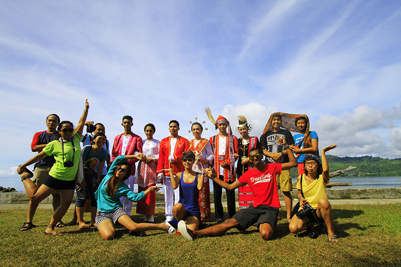 The #BarondaMaluku team - Achmad at front, second from the right