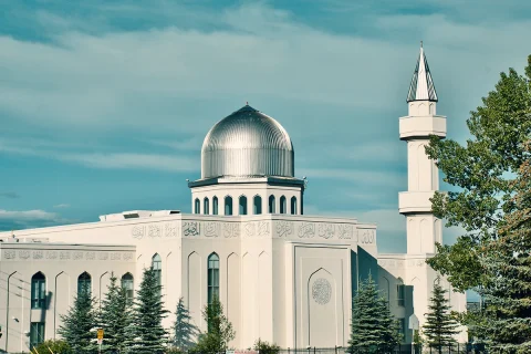 Ramadan in Canada 2025: When and How to Celebrate