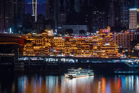 China is NOT for Beginners — 7 Tips That Will Save Your Trip