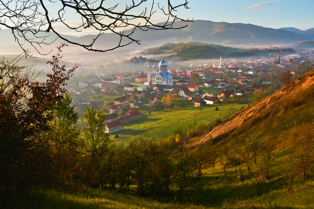 3 Hidden Beauties I Found on My Road Trip Across Romania: Breathtaking Views Beyond Transylvania