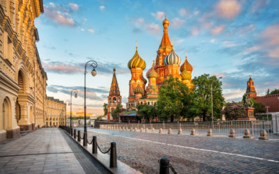 Do Not, I Repeat, Do Not Even Think About Doing These 5 Things When You're Travelling to Russia (Infographic)