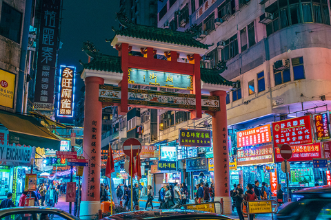 From Peaks to Boutiques: Hong Kong’s Blend of Thrill and Elegance