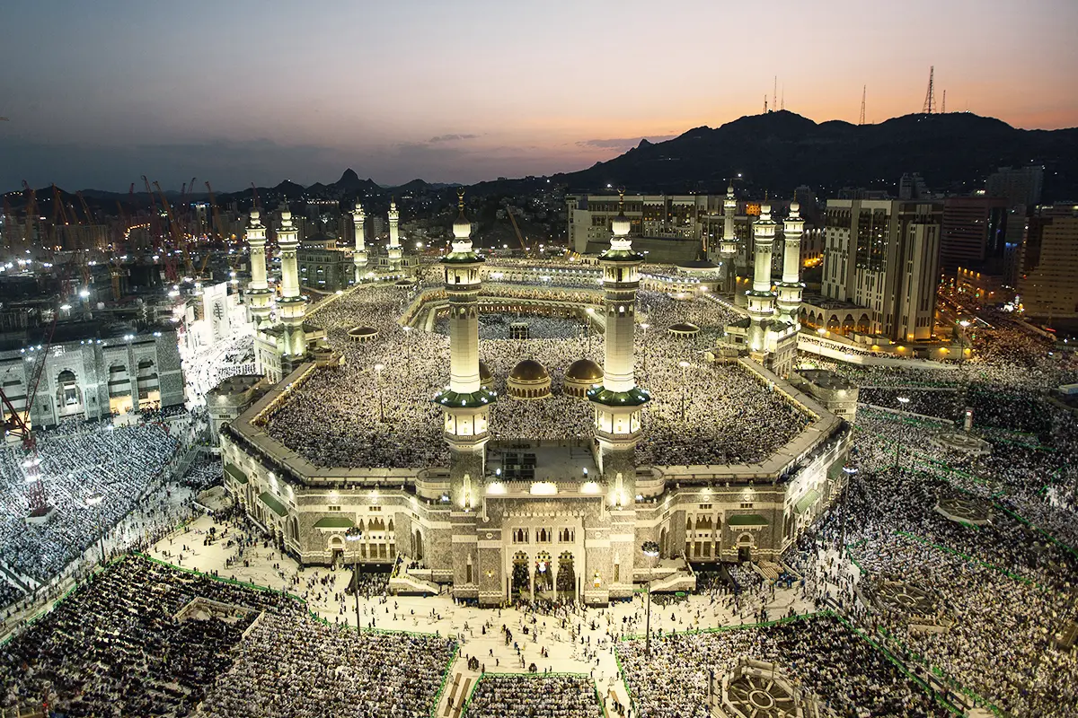 The World’s Largest Religious Gatherings: Awe-Inspiring Moments of Devotion